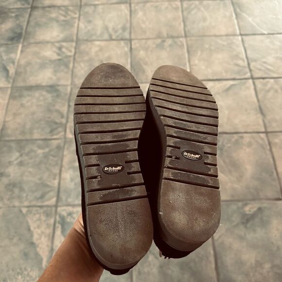 Dr Scholl’s black, Involve pointed toe flats. - Picture 5 of 5